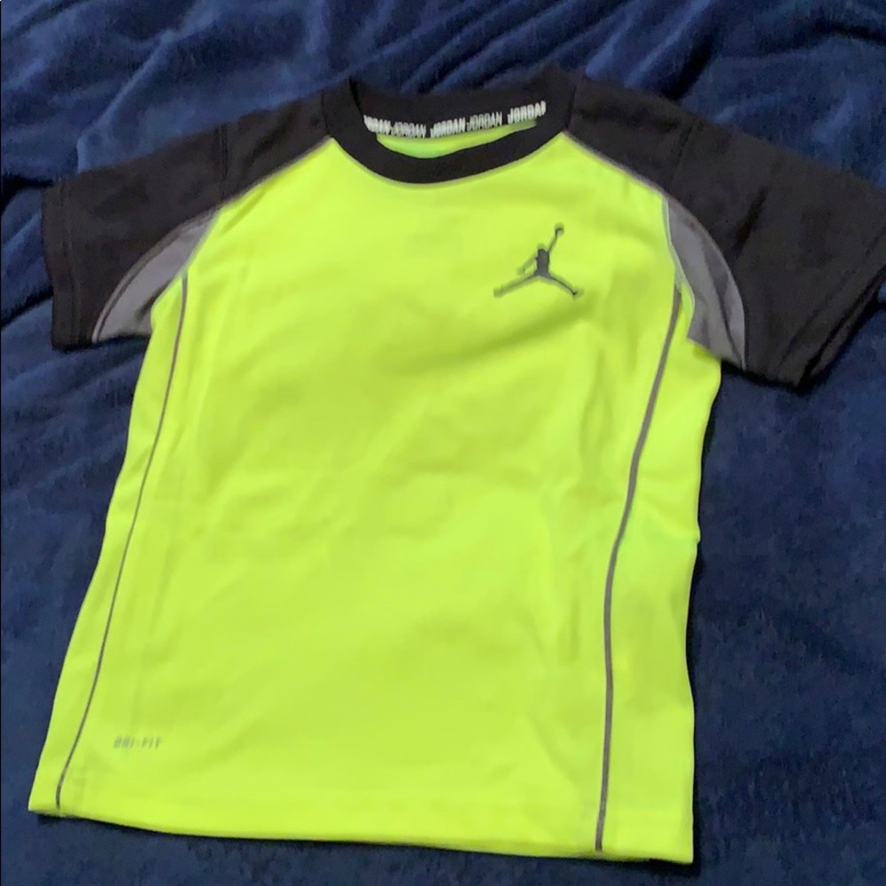 Boys Jordan’s shirt